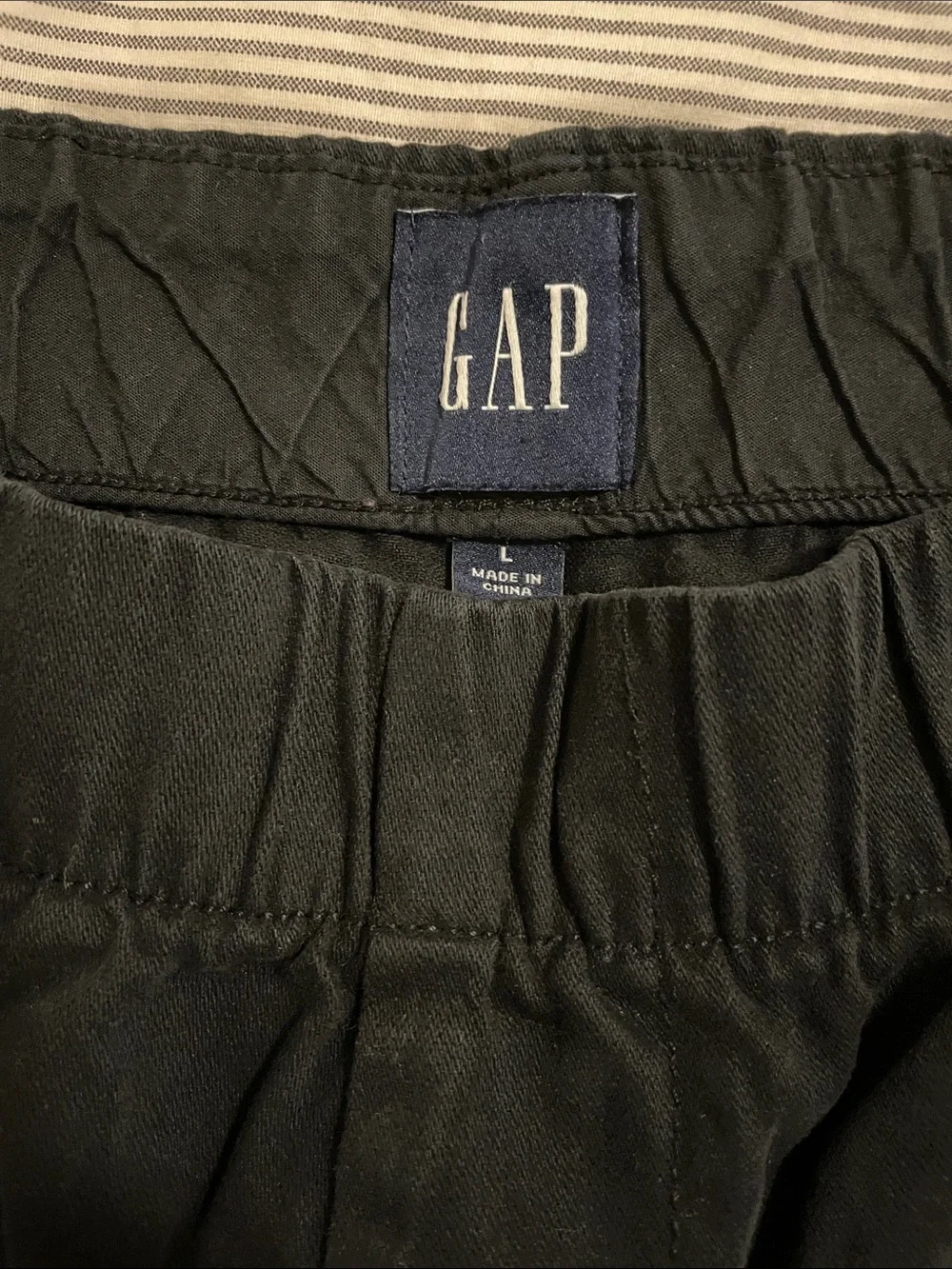 GAP Black Elastic-Waist Cargo Pants